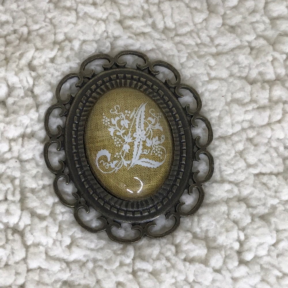 Plunder Pendant “A”